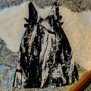 Black and White shift dress